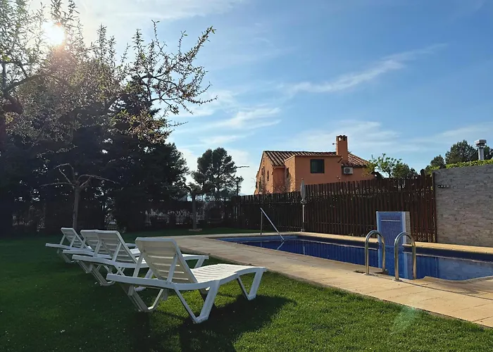 The Pines Отель 4*